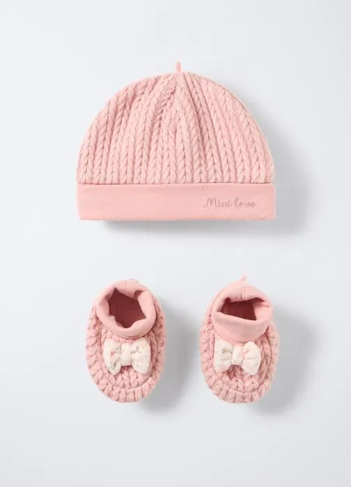 Paket za bebe s beretkom i čarapicama