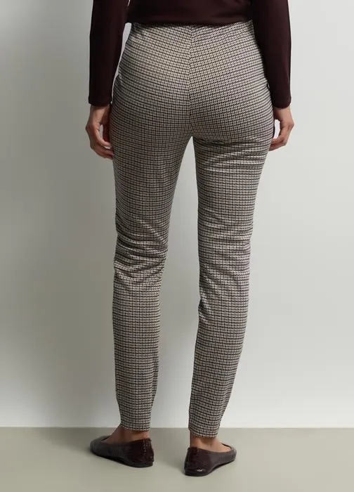Ženske slim fit tajice s mikrouzorkom